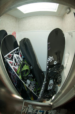 rv_shower_AK7.jpg